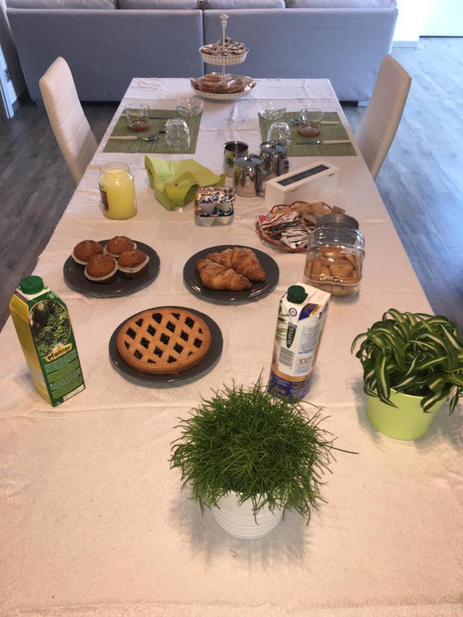Longone al Segrino B&B Arcobaleno מראה חיצוני תמונה