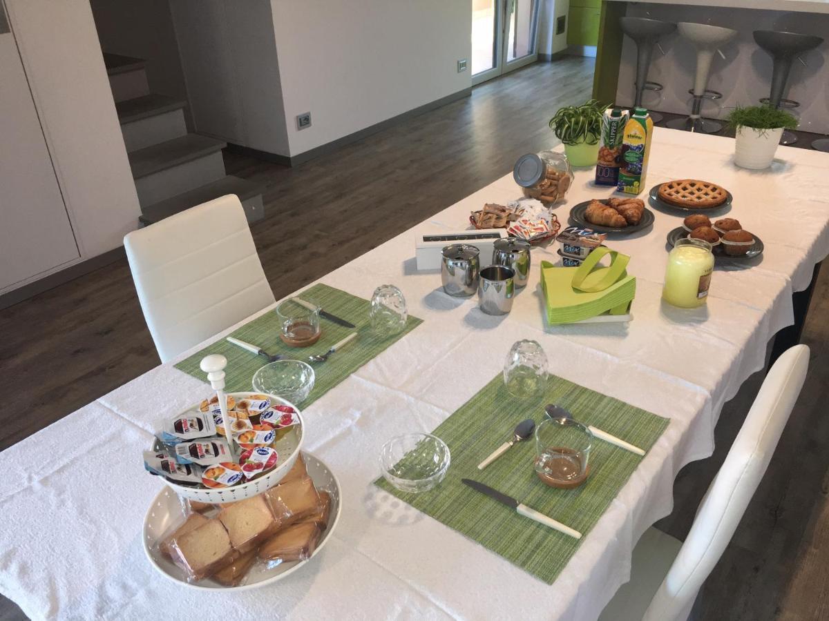 Longone al Segrino B&B Arcobaleno מראה חיצוני תמונה